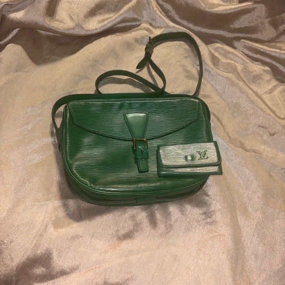 Louis Vuitton Handbags - LOUIS VUITTON Epi Jeune Fille Shoulder Bag Green & Matching Key Card Wallet